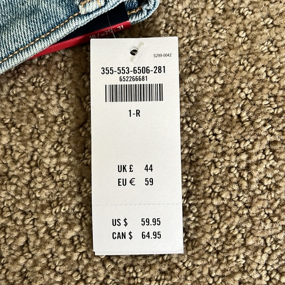 Hollister High-rise Dad Jeans - Picture 3 of 4